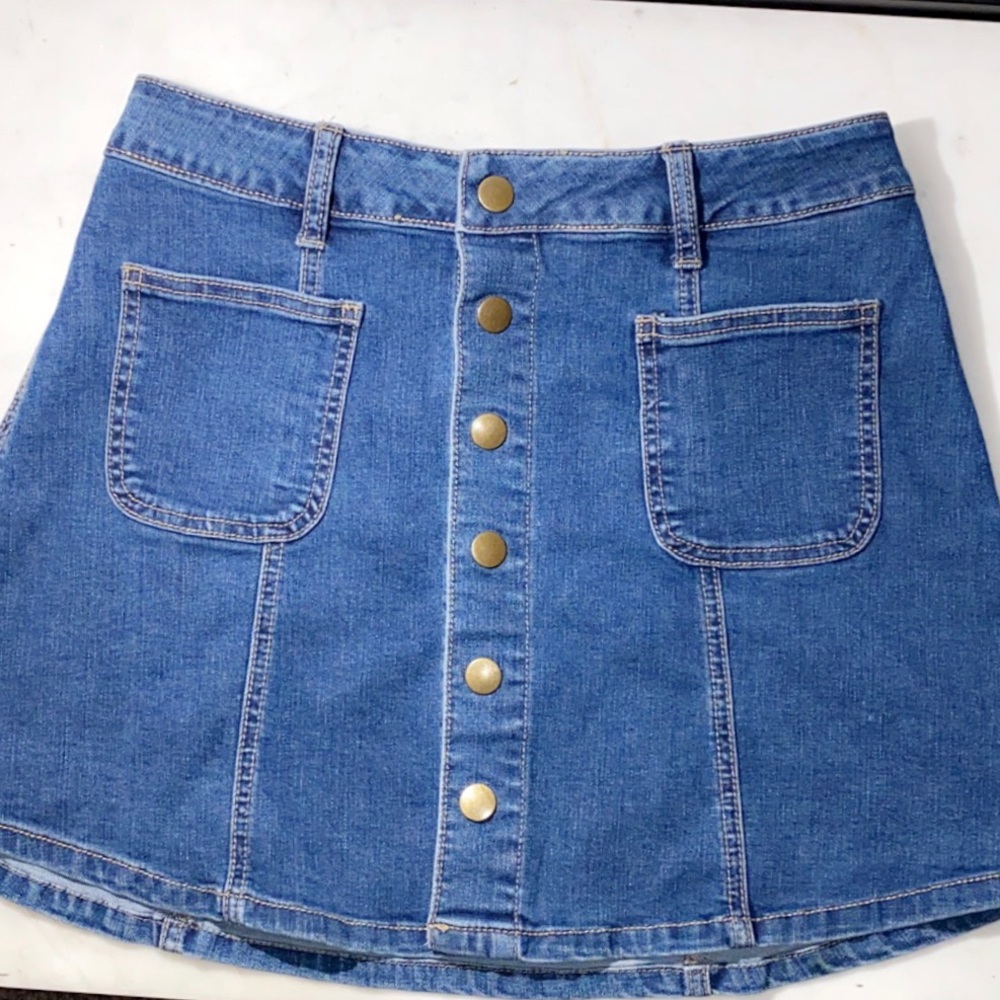 Altar’d State button up skirt!